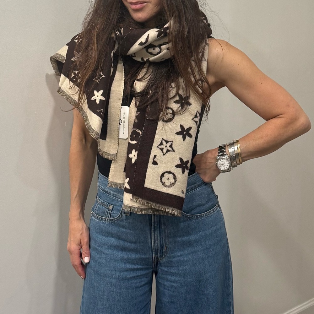 Brown and Cream Patterned Scarf reversible
